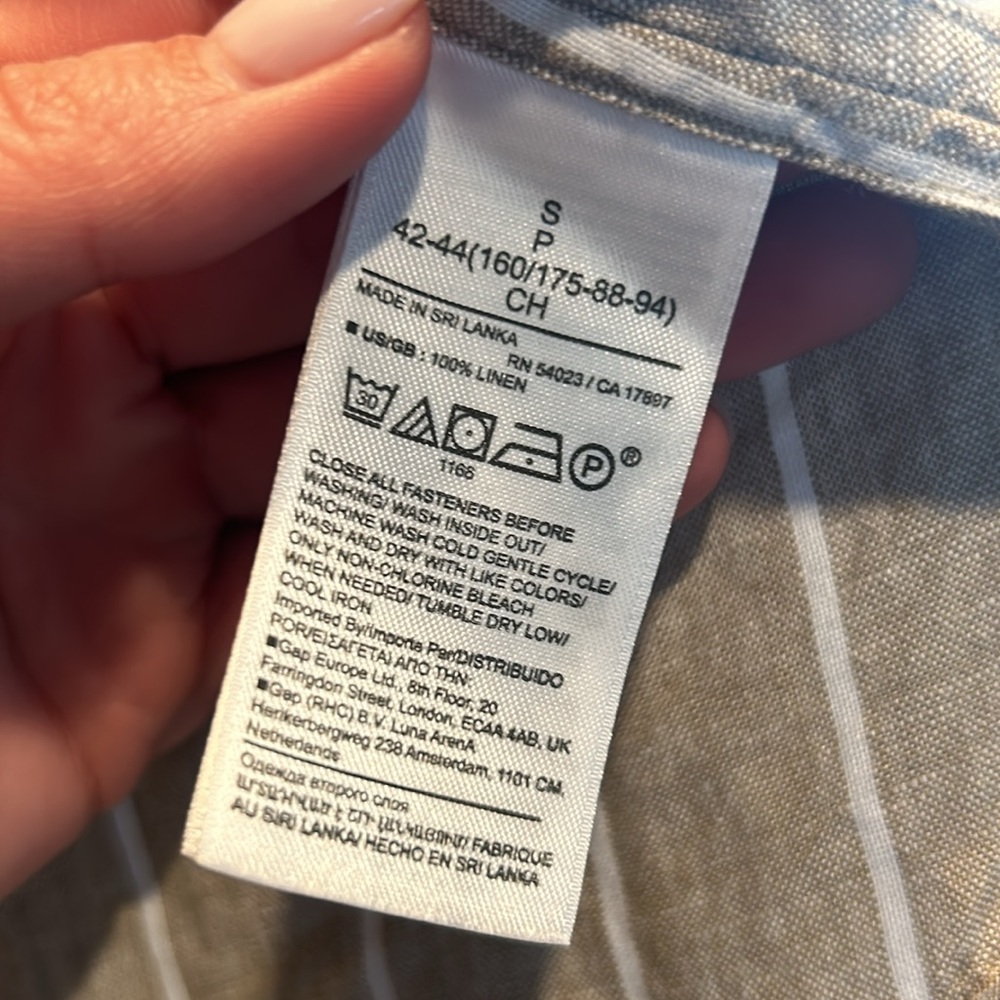 Last chance! Banana Republic Linen shirt - Picture 6 of 6